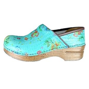 Dansko Teal Turquoise Floral Nurses Clogs 39 Dental Office Clinic Snakeskin